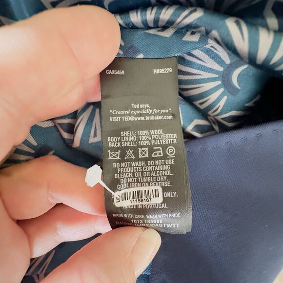 Ted Baker Men’s Wool Vest Navy Waistcoat with Patterned Lining V‑Neck Button 44R - Picture 9 of 9